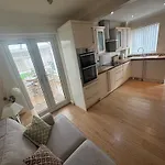 Cosy 3-Bed House